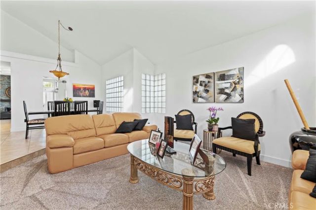 22047 Conway, Saugus, CA 91350