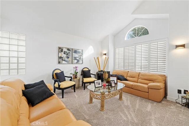 22047 Conway, Saugus, CA 91350