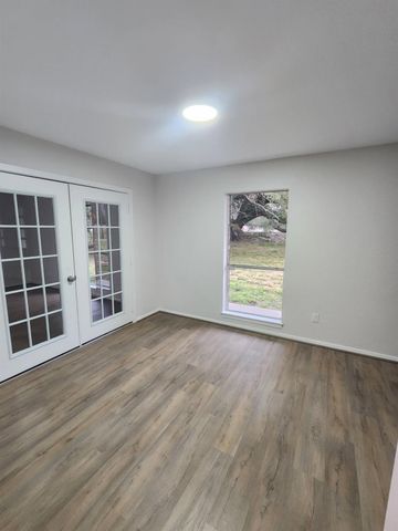25605 Fm 2100 Road, Huffman, TX 77336