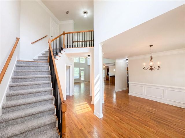 8111 Crestview Drive SE, Covington, GA 30014