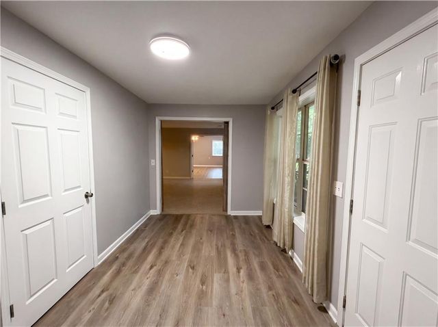 8111 Crestview Drive SE, Covington, GA 30014