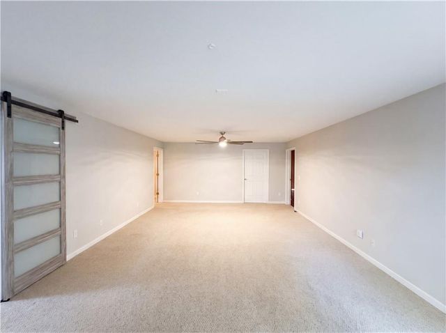 8111 Crestview Drive SE, Covington, GA 30014
