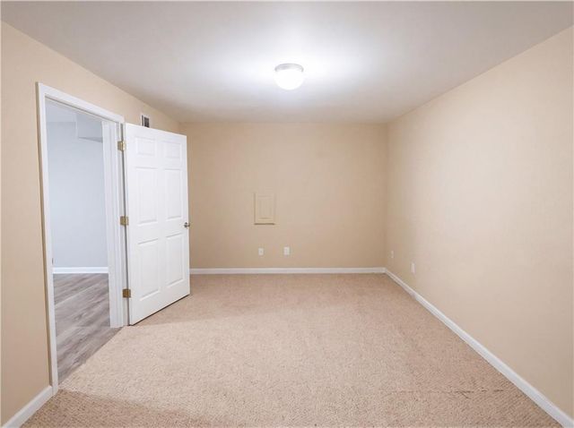 8111 Crestview Drive SE, Covington, GA 30014