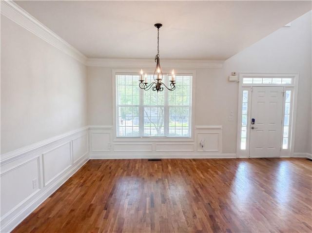 8111 Crestview Drive SE, Covington, GA 30014