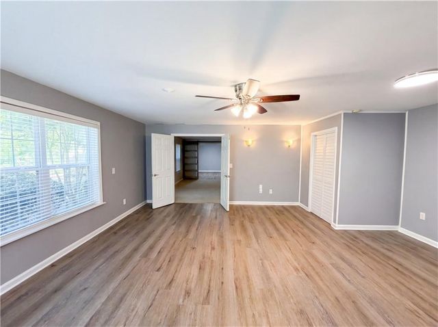 8111 Crestview Drive SE, Covington, GA 30014