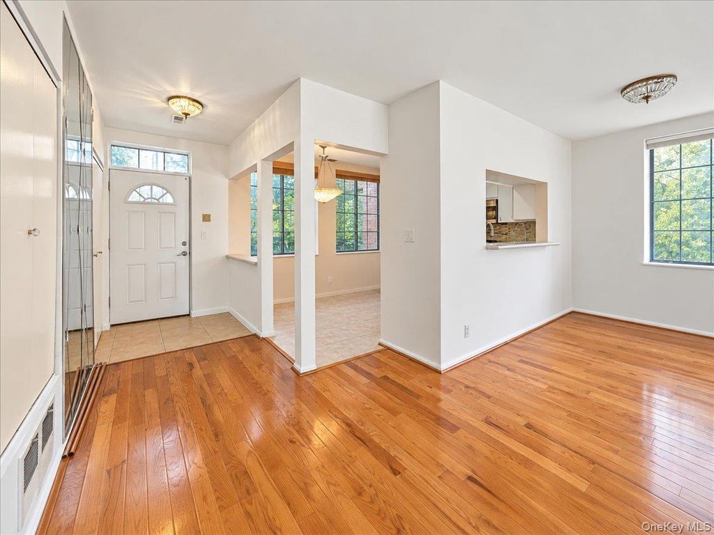 618 Louisiana Avenue 2, Brooklyn, NY 11239 — photo 4