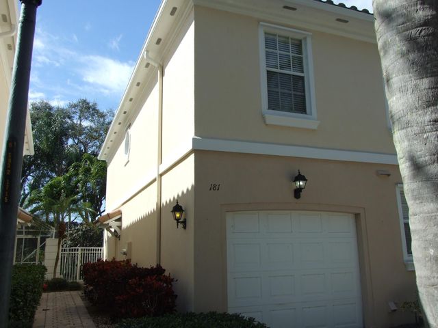 181 Santa Barbara Way, Palm Beach Gardens, FL 33410