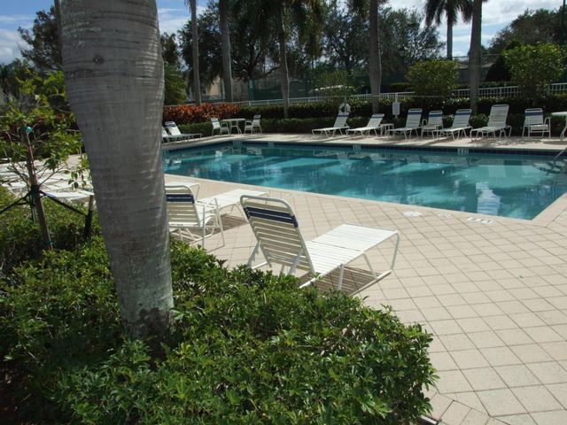 181 Santa Barbara Way, Palm Beach Gardens, FL 33410