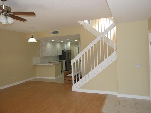 181 Santa Barbara Way, Palm Beach Gardens, FL 33410