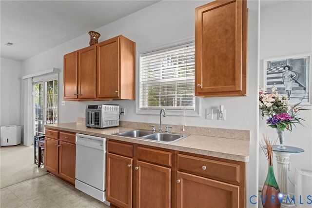 13324 Naylors Blue Ct, Chester, VA 23836