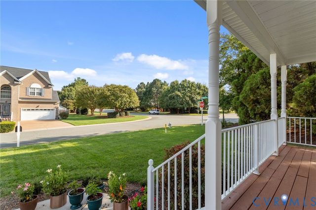 13324 Naylors Blue Ct, Chester, VA 23836