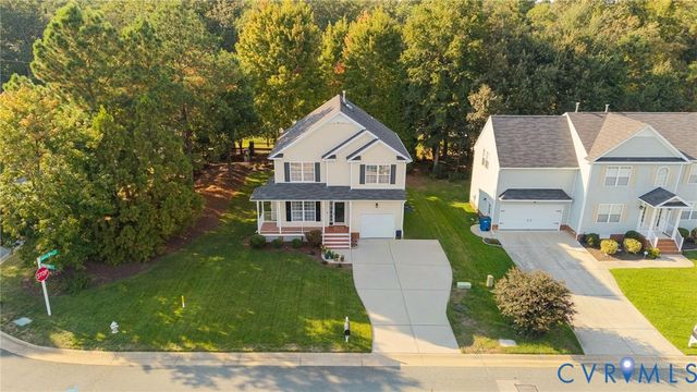 13324 Naylors Blue Ct, Chester, VA 23836