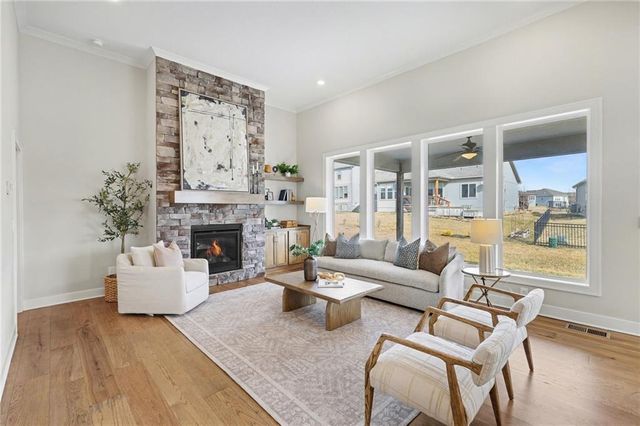 13322 W 181st Court, Overland Park, KS 66013