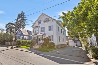 24 Wisteria St 2, Salem, MA 01970