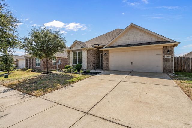 2408 Summer Trail Drive, Denton, TX 76209