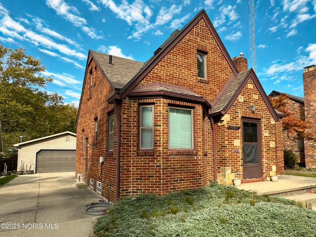 2138 Sherwood Avenue, Toledo, OH 43614