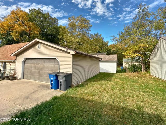 2138 Sherwood Avenue, Toledo, OH 43614