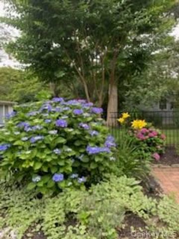 41 Red Cedar Point, Hampton Bays, NY 11946