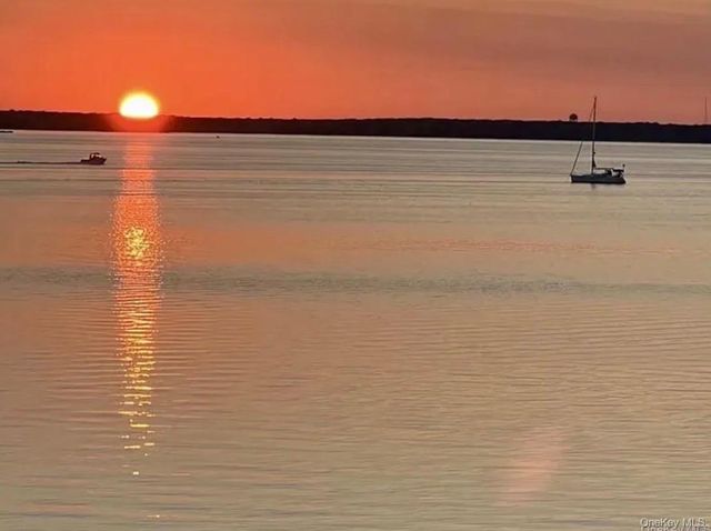 41 Red Cedar Point, Hampton Bays, NY 11946