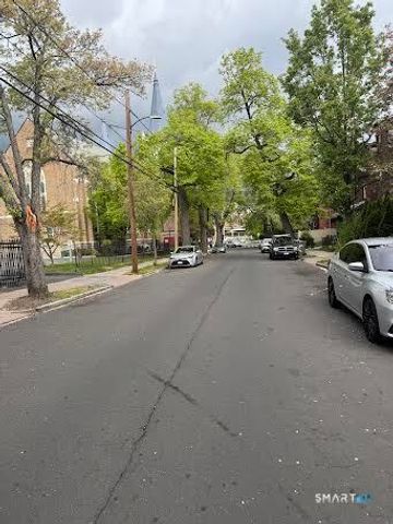 26 Hungerford Street, Hartford, CT 06106