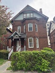 26 Hungerford Street, Hartford, CT 06106