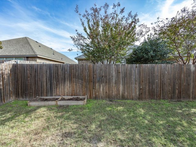 224 Carson Drive, Waxahachie, TX 75167