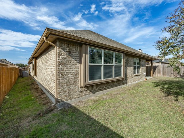 224 Carson Drive, Waxahachie, TX 75167