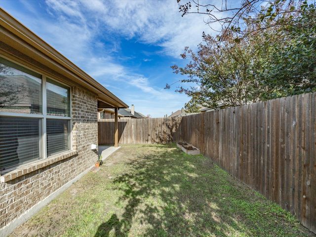 224 Carson Drive, Waxahachie, TX 75167