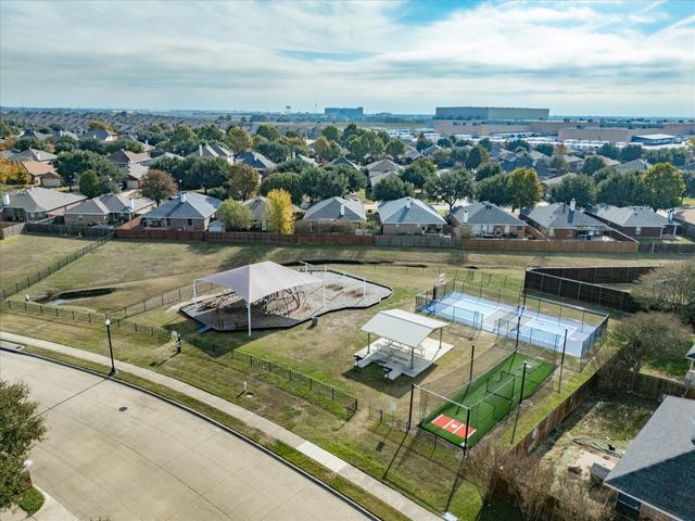 224 Carson Drive, Waxahachie, TX 75167