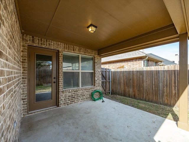 224 Carson Drive, Waxahachie, TX 75167