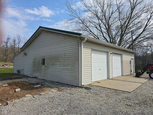 1320 Red Cedar Lane, Spencer, IN 47460