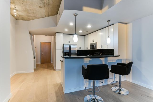 360 Nueces ST 3207, Austin, TX 78701