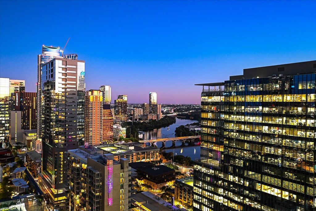 360 Nueces ST 3207, Austin, TX 78701