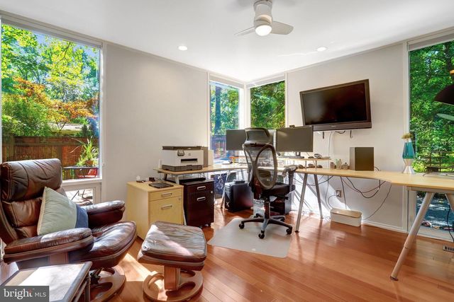 2412 BRENTWOOD PL, Alexandria, VA 22306