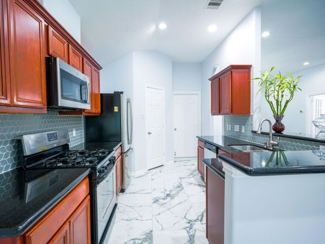 13231 Babbitt Street, Houston, TX 77034