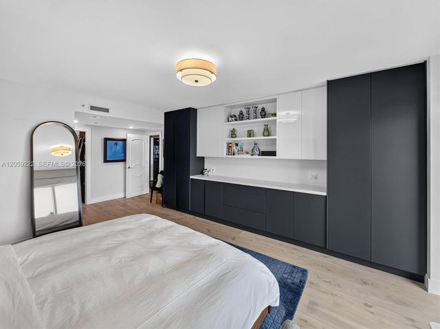 1455 Ocean Dr 704, Miami Beach, FL 33139