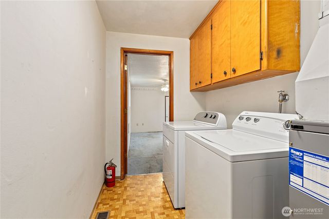 9112 Deers Tongue Circle W, University Place, WA 98467