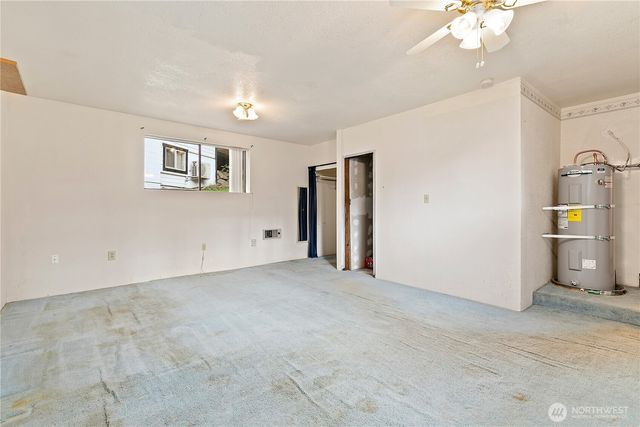 9112 Deers Tongue Circle W, University Place, WA 98467