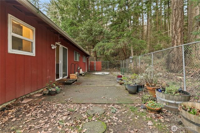 9112 Deers Tongue Circle W, University Place, WA 98467