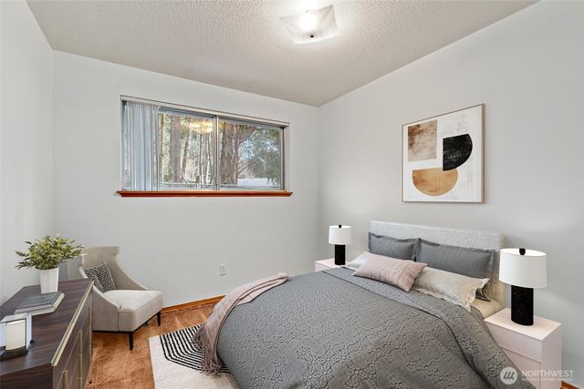 9112 Deers Tongue Circle W, University Place, WA 98467