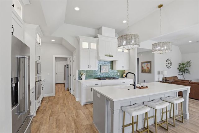 14170 Fox Lair Lane, Edmond, OK 73025