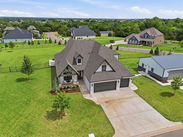 14170 Fox Lair Lane, Edmond, OK 73025