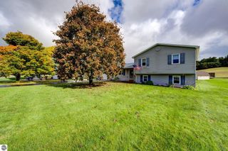 12199 S Lincoln Hollow, Cedar, MI 49621