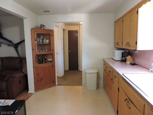 15 Main Ave 0, Elmwood Park Boro, NJ 07407