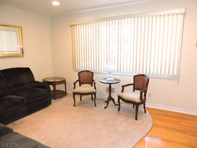 15 Main Ave 0, Elmwood Park Boro, NJ 07407