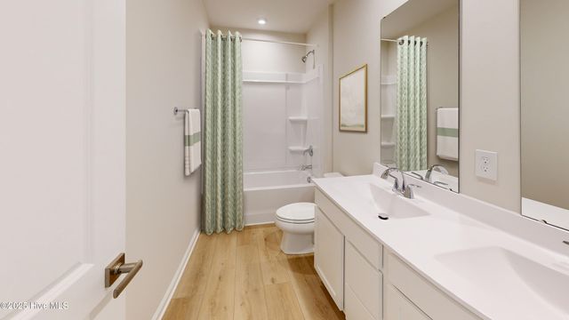 6011 Roundwood Drive NW, Ash, NC 28420