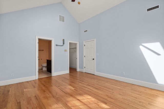 7 Castle Gate Road, Wayland, MA 01778