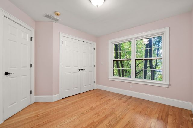 7 Castle Gate Road, Wayland, MA 01778