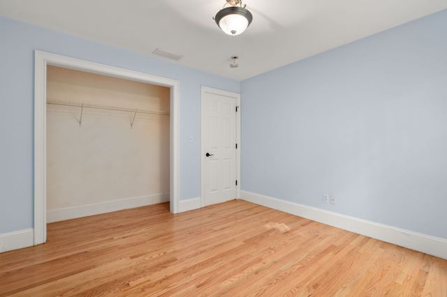 7 Castle Gate Road, Wayland, MA 01778