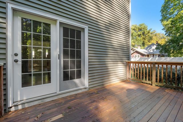 7 Castle Gate Road, Wayland, MA 01778